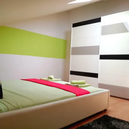 Suzi Apartment